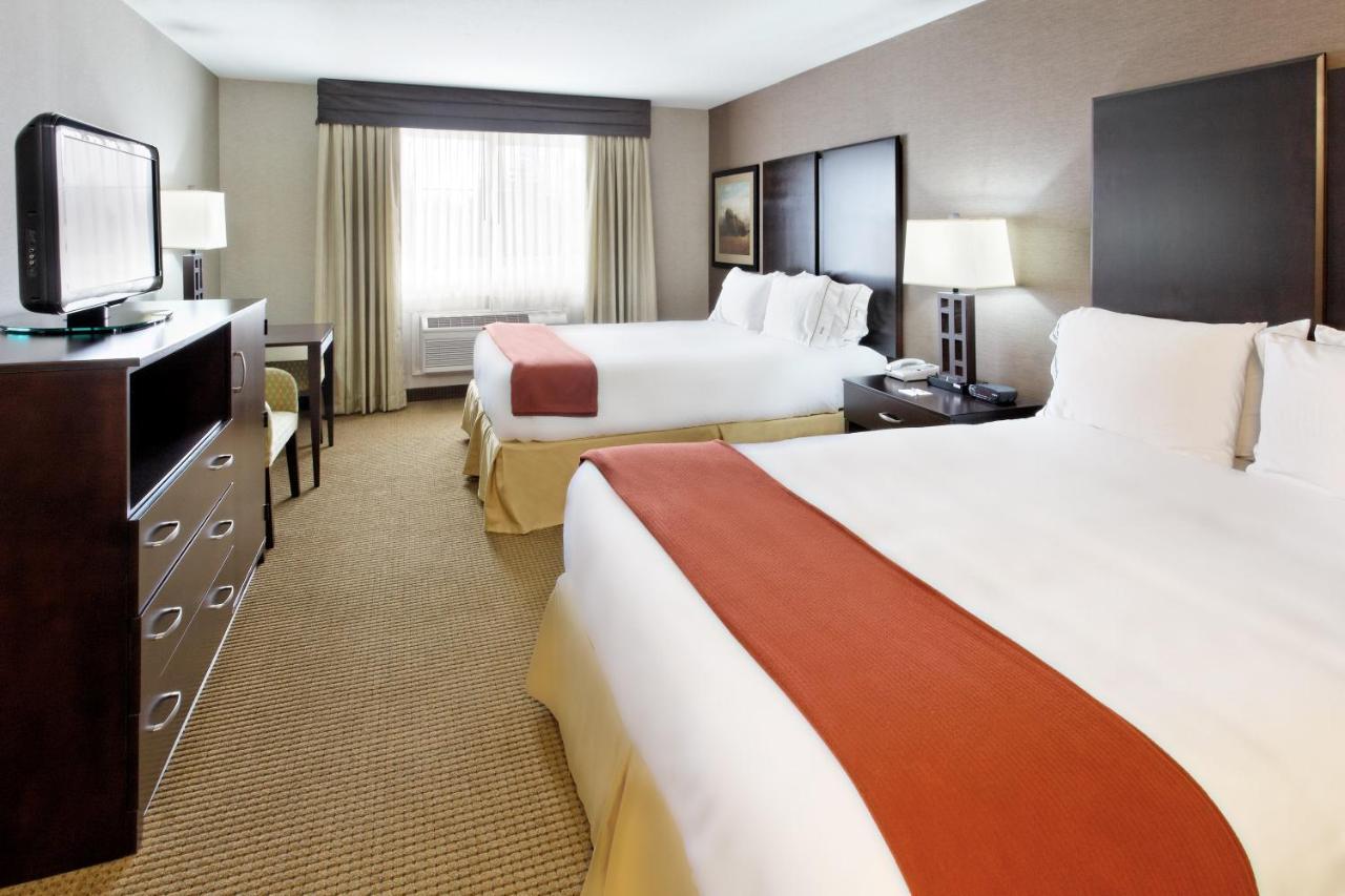 Holiday Inn Express & Suites קניונוויל מראה חיצוני תמונה