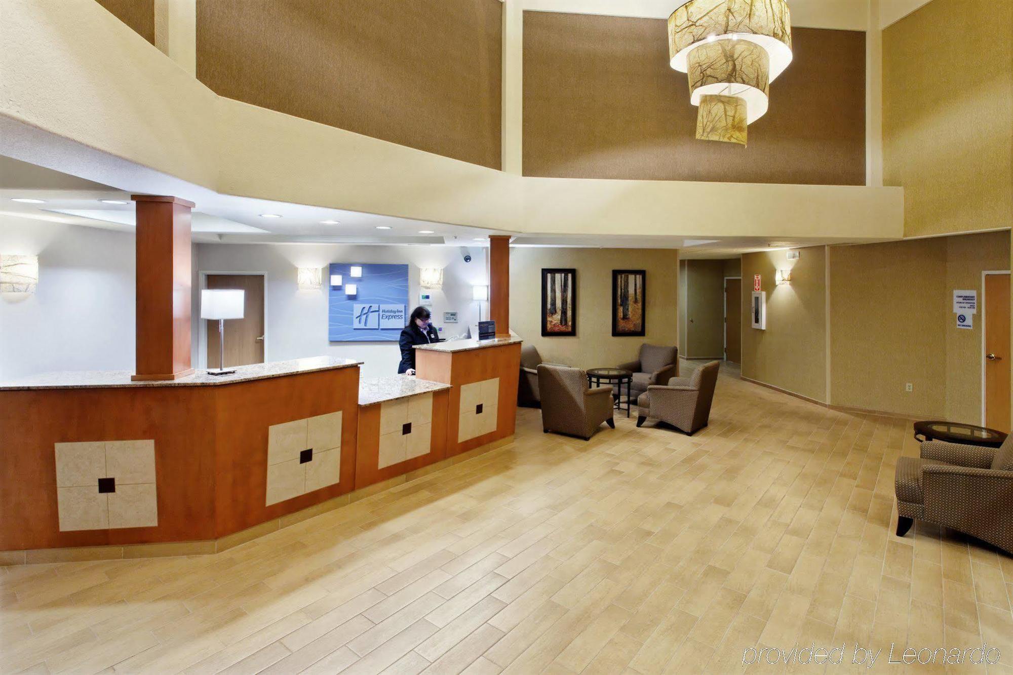 Holiday Inn Express & Suites קניונוויל מראה פנימי תמונה