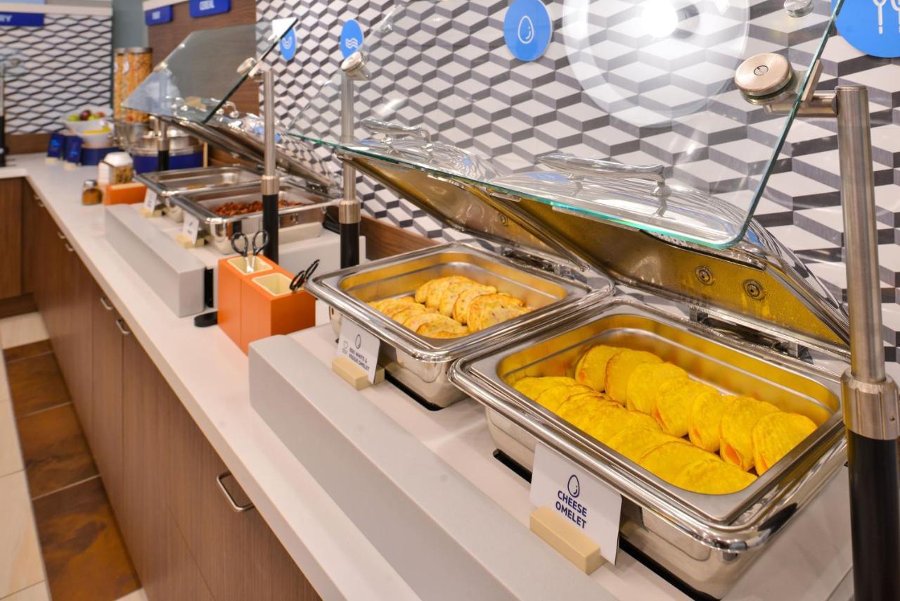 Holiday Inn Express & Suites קניונוויל מראה חיצוני תמונה